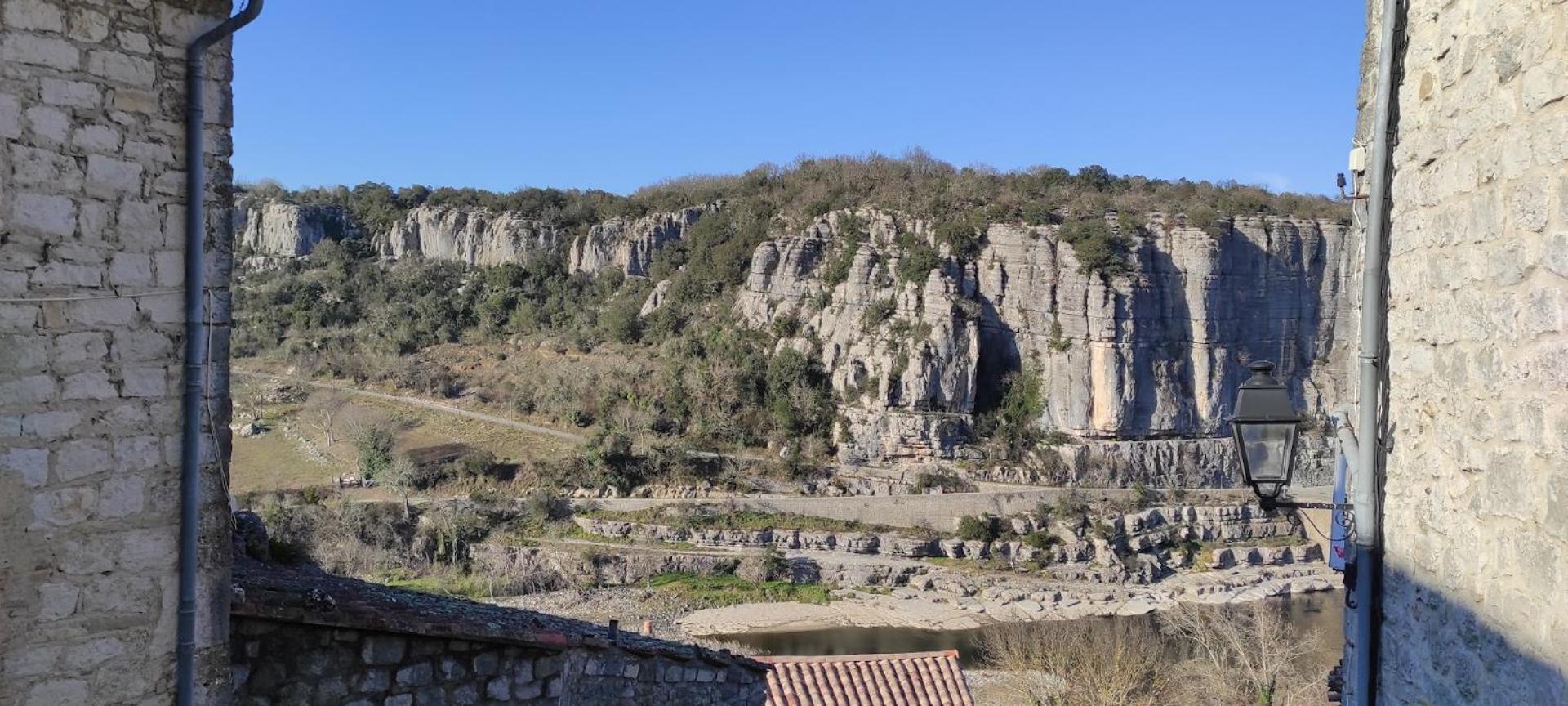 Maison Pierre Et Voute Au Coeur Du Village Balazuc Exteriör bild
